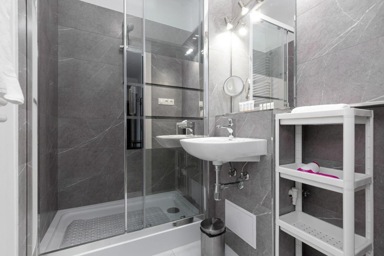 Kamienica Stanislawa Augusta Warszawa By Noclegi Renters Varsóvia Exterior foto